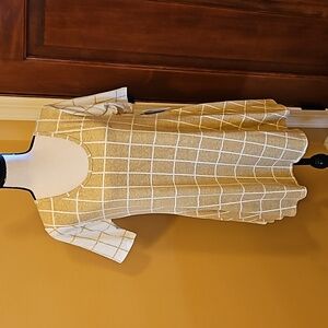 LULAROE TOP SHIRT XXS BROWN WHITE CHECKER STRIPE